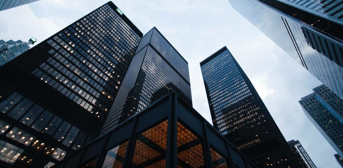 Edifícios comerciais monitorados em tempo real